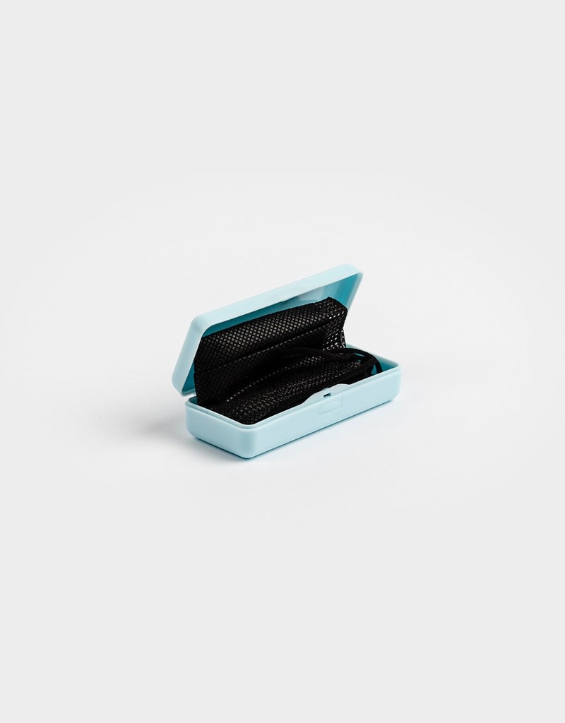 Černé ústenky (30 ks) + 3 držáky ústenky + úložný box
